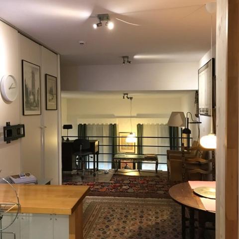 Caravaggio Boutique Suites Антверпен Екстериор снимка