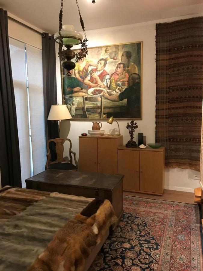 Caravaggio Boutique Suites Антверпен Екстериор снимка